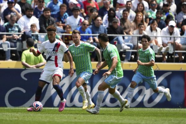 世俱杯-阿什拉夫建功 巴黎2-0西雅图晋级下一轮  16强