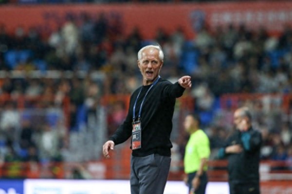 连场大败  !古代足球    运动活动      报: 玉昆