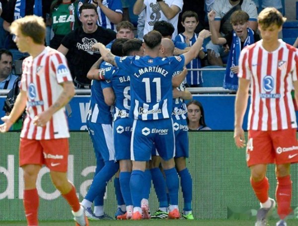 1-1! 55岁西蒙尼麻了: 马竞夏窗砸1.75亿却3轮不胜