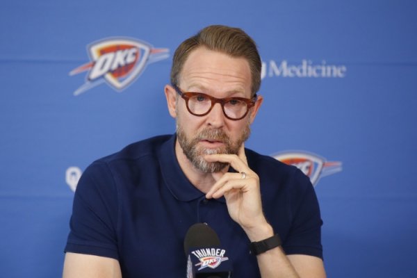 普雷斯蒂：NBA不是棋局而是扑克牌局 每个人手里的牌都不一样