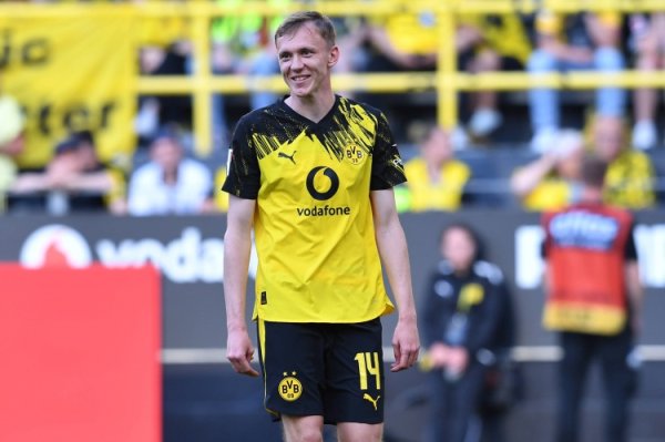 德天空：如无意外拜尔将留在多特蒙德，布伦特福德从未报价