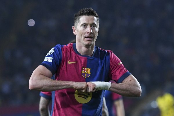 世体: 莱万效率比25岁时还高, 在巴萨场均0.68球, 多