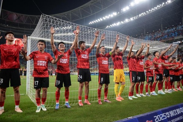 1-0! 3连胜! 中超夺魁  热门诞生, 狂揽53分, 重