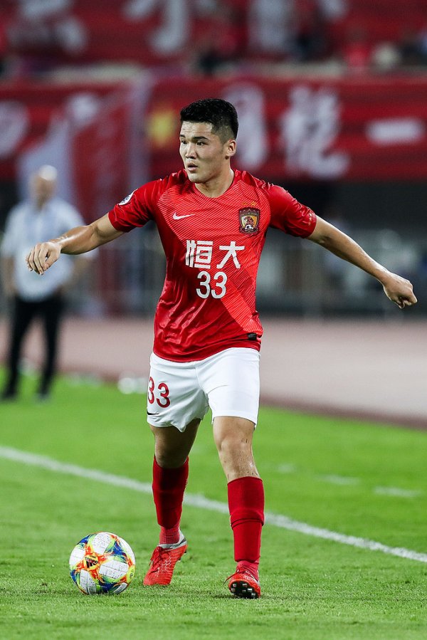 钟义浩韦姓球员得分  ! 河南队蓉城同时迸发  , 中超争冠