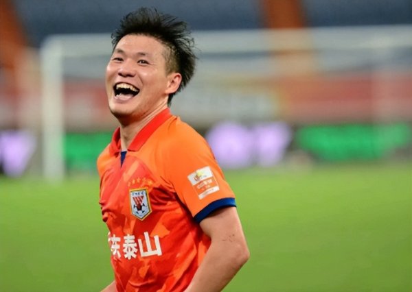 终于等到你! 津门虎夏窗新援本轮中超首秀亮相, 曾是03国青