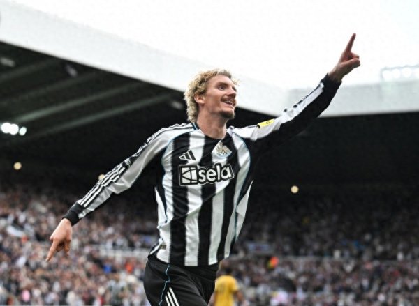 8500万先生! 冷知识: 沃尔特马德刚完成欧冠首秀, 上赛