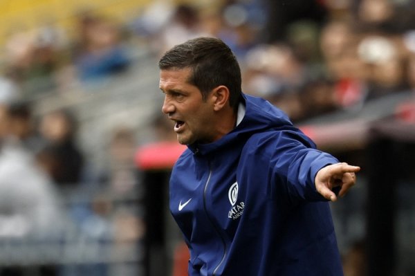 国米跟队: 齐沃在输给尤文后非常愤怒, 在更衣室内明确表达了